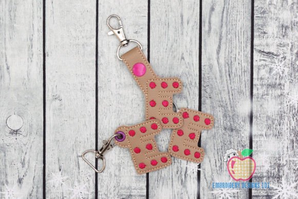 An Embroidery Designer's Real-Project Review: LETTERS E ITH KeyFob Snaptab